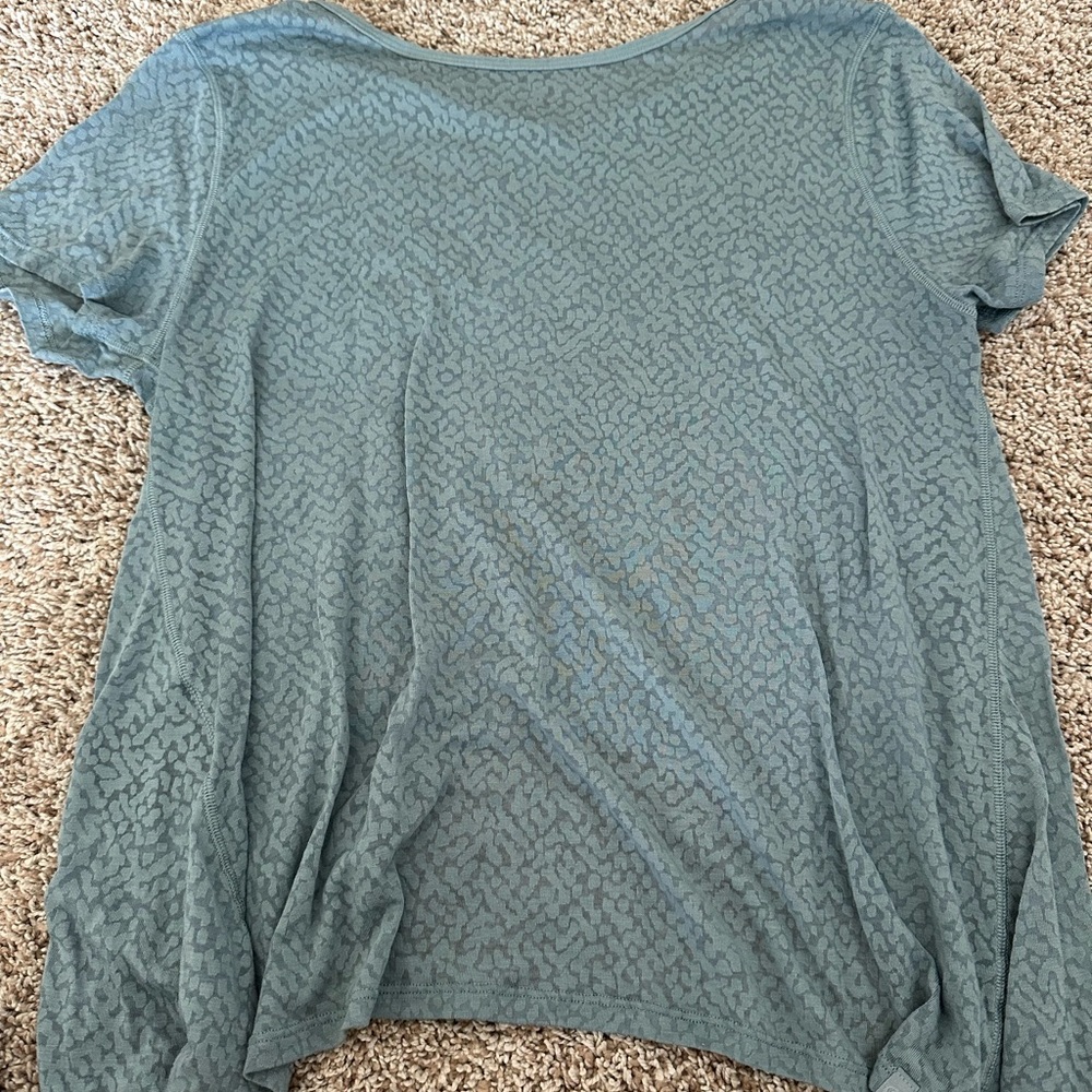Lululemon Athletica Green Relaxed Short Sleeve Tee